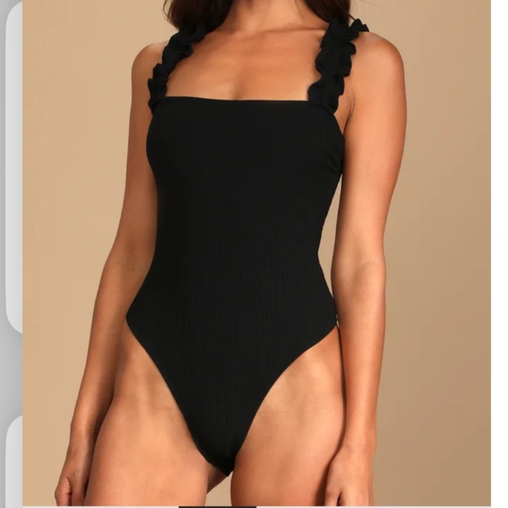 Lulus black bodysuit